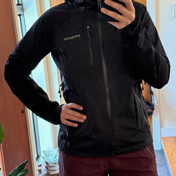 Black Patagonia Rain Jacket, Size XS - Picture 2 of 3